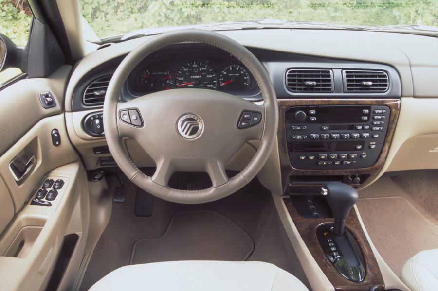  Mercury Sable 2000 года  (фото 28 из 54)